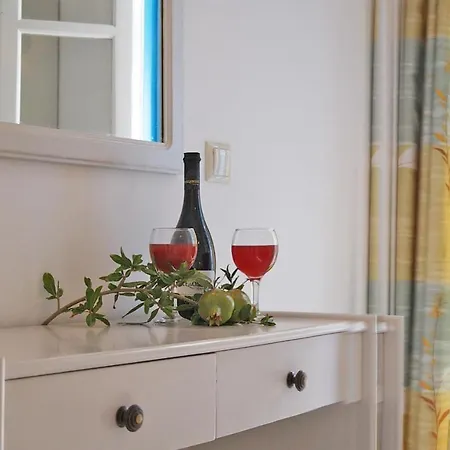 Hotel Three Brothers Naxos City